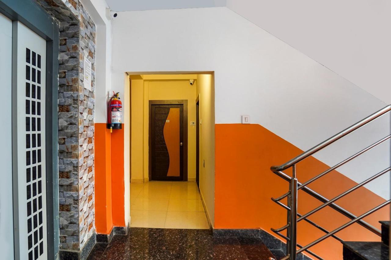 Hotel O Trisha Guest House Dam Dam Bagian luar foto