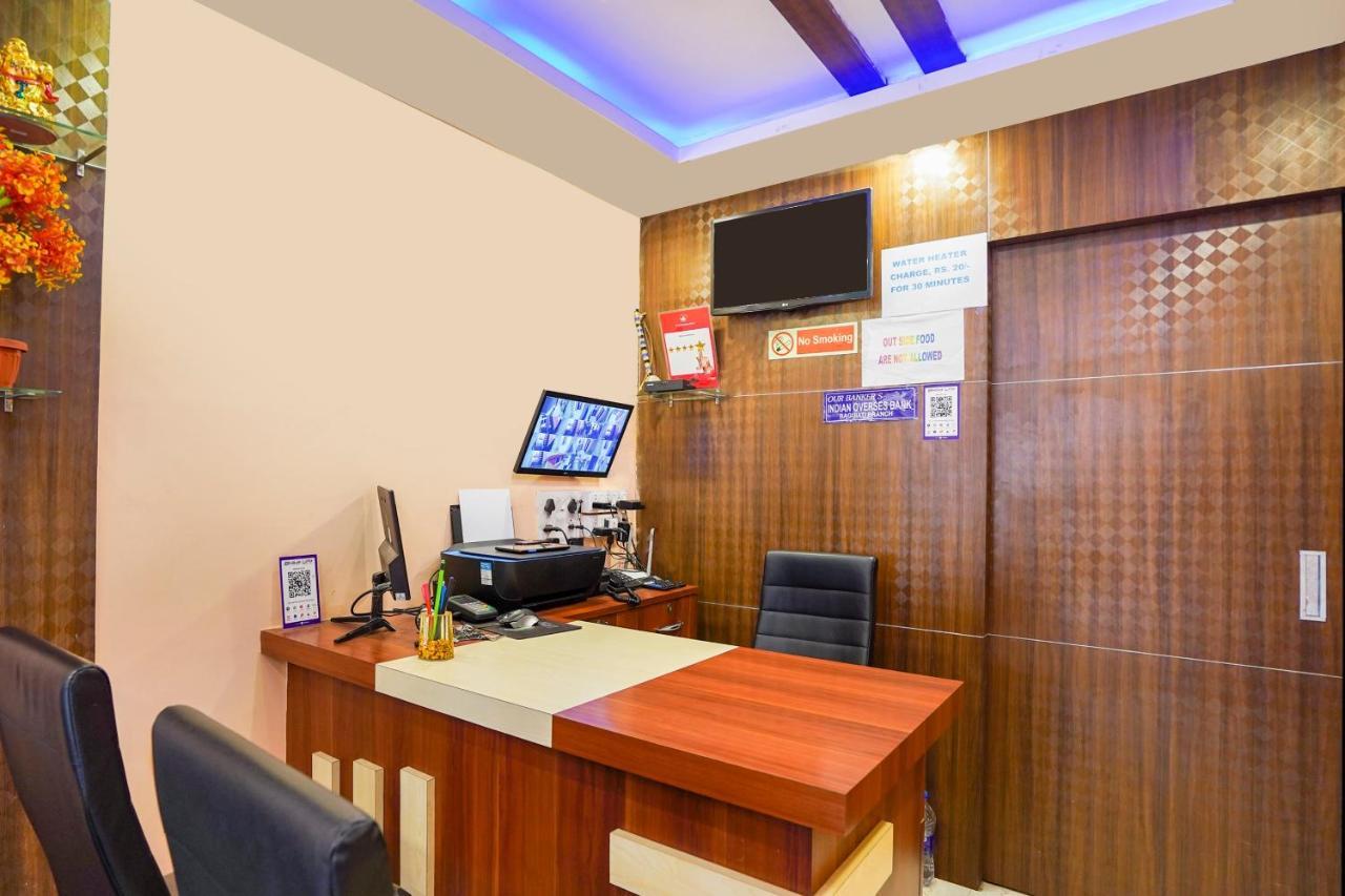 Hotel O Trisha Guest House Dam Dam Bagian luar foto